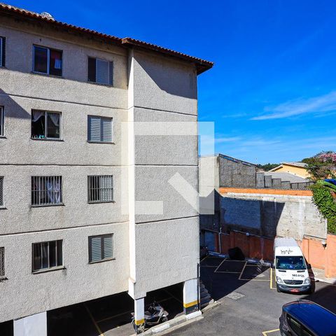 Apartamento para alugar com 70m², 3 quartos e 1 vagaÁrea de serviço - vista