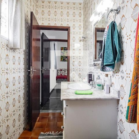 Casa à venda com 196m², 3 quartos e 3 vagas Casa à venda com 196m², 3 quartos e 3 vagasBanheiro 02 da Suíte