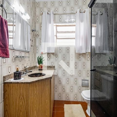 Casa à venda com 196m², 3 quartos e 3 vagas Casa à venda com 196m², 3 quartos e 3 vagasBanheiro 01