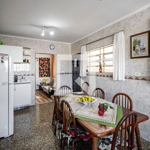 Casa à venda com 196m², 3 quartos e 3 vagas Casa à venda com 196m², 3 quartos e 3 vagasCozinha