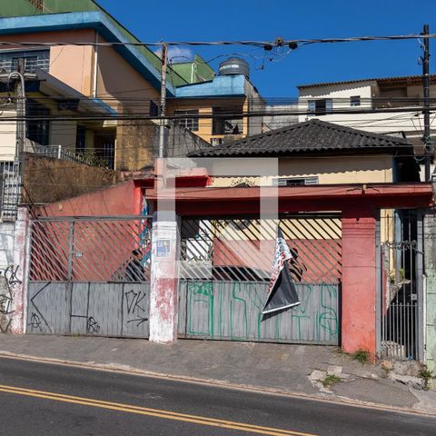 Casa à venda com 250m², 4 quartos e 1 vagaFachada