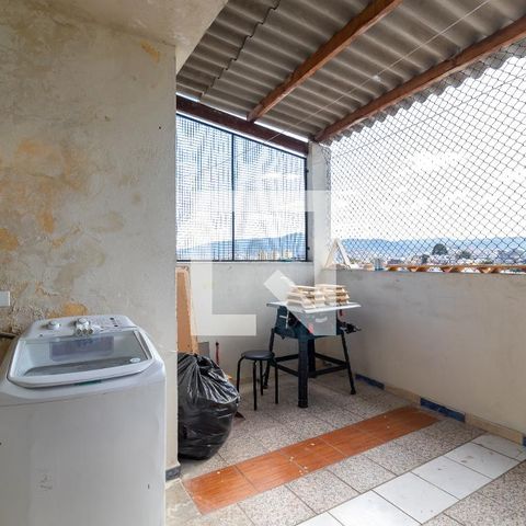 Casa à venda com 250m², 4 quartos e 1 vagaÁrea de Serviço