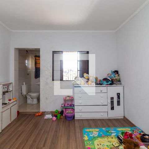 Casa à venda com 250m², 4 quartos e 1 vagaSuíte 2