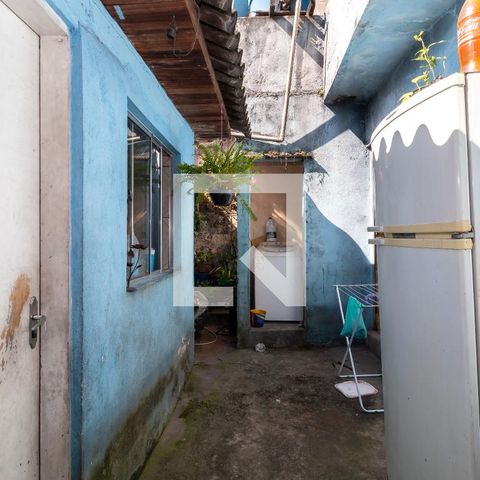 Casa à venda com 250m², 4 quartos e 1 vagaÁrea de Serviço 2