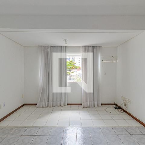 Casa para alugar com 421m², 5 quartos e 4 vagasQuarto 5 - suite