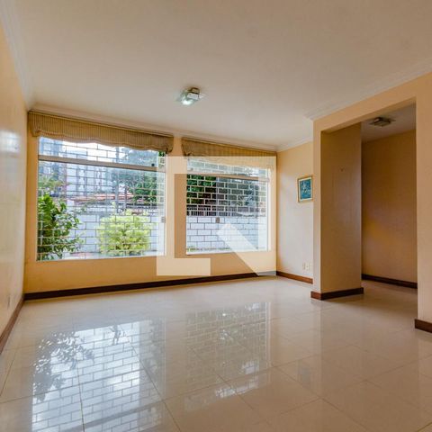 Casa para alugar com 421m², 5 quartos e 4 vagasSala 1