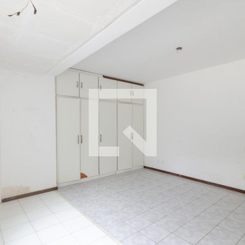 Casa para alugar com 421m², 5 quartos e 4 vagasQuarto 1 - suite