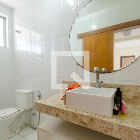 Casa para alugar com 421m², 5 quartos e 4 vagasLavabo