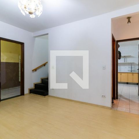 Casa à venda com 163m², 3 quartos e 2 vagas Casa à venda com 163m², 3 quartos e 2 vagasSala