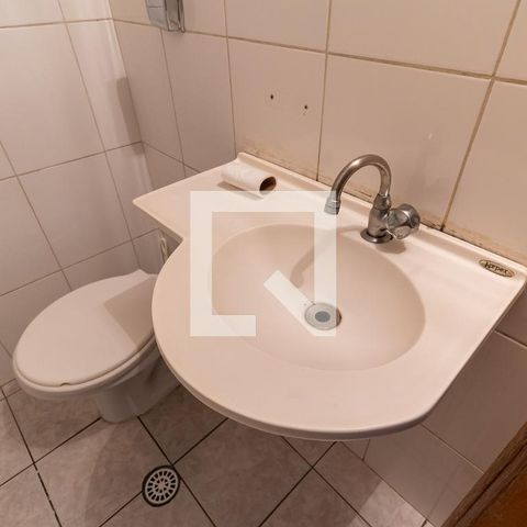 Casa à venda com 163m², 3 quartos e 2 vagas Casa à venda com 163m², 3 quartos e 2 vagasLavabo
