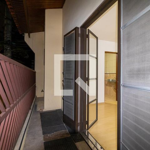 Casa à venda com 163m², 3 quartos e 2 vagas Casa à venda com 163m², 3 quartos e 2 vagasVaranda da Suíte 1