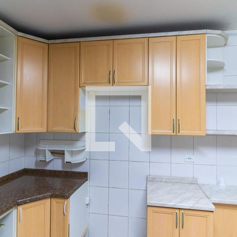 Casa à venda com 163m², 3 quartos e 2 vagas Casa à venda com 163m², 3 quartos e 2 vagasCozinha - Armários
