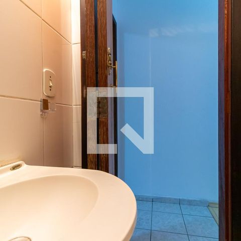 Casa à venda com 163m², 3 quartos e 2 vagas Casa à venda com 163m², 3 quartos e 2 vagasLavabo