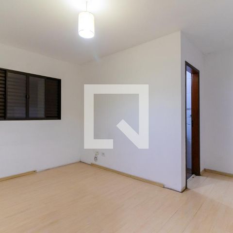 Casa à venda com 163m², 3 quartos e 2 vagas Casa à venda com 163m², 3 quartos e 2 vagasQuarto 2 - Suíte