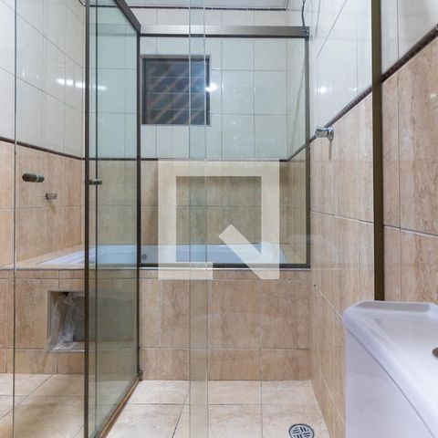 Casa à venda com 163m², 3 quartos e 2 vagas Casa à venda com 163m², 3 quartos e 2 vagasBanheiro da Suíte 1