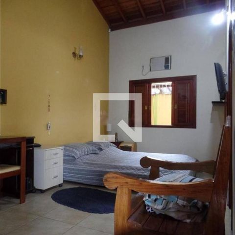 Casa à venda com 340m², 5 quartos e 6 vagas