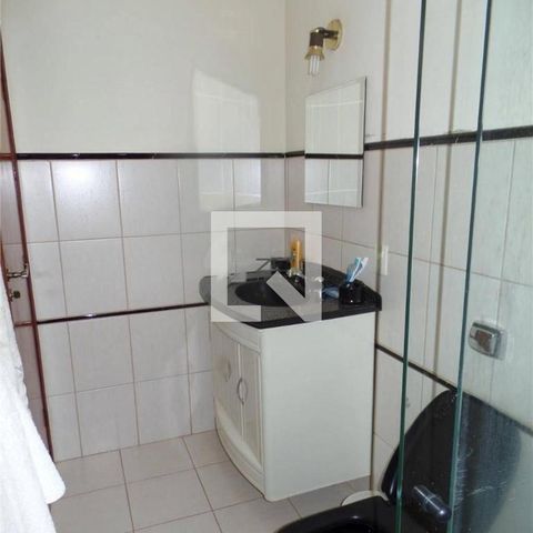 Casa à venda com 340m², 5 quartos e 6 vagas