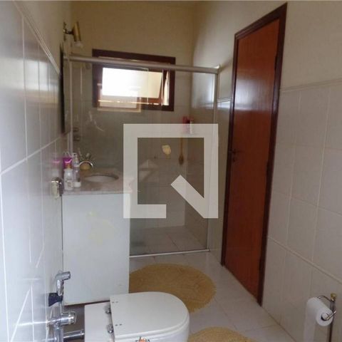 Casa à venda com 340m², 5 quartos e 6 vagas