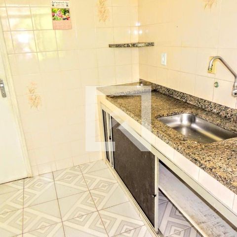 Casa à venda com 97m², 2 quartos e 2 vagas