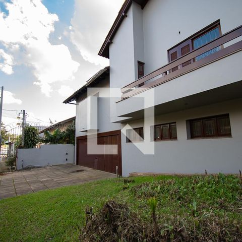 Casa à venda com 670m², 4 quartos e 6 vagaspátio lateral
