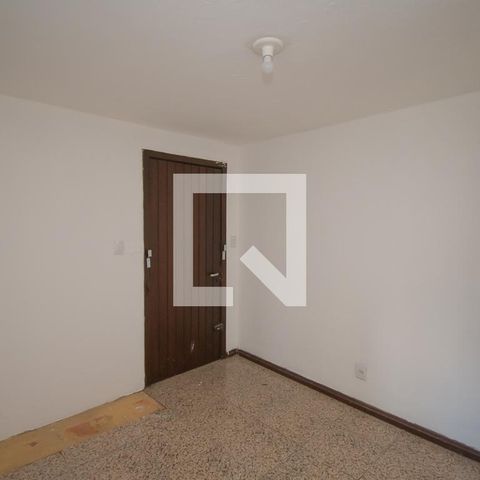 Casa à venda com 670m², 4 quartos e 6 vagasquarto