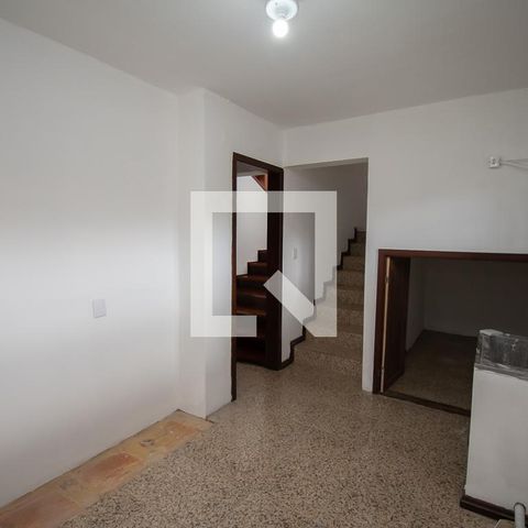 Casa à venda com 670m², 4 quartos e 6 vagaslavanderia