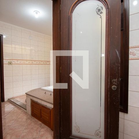 Casa à venda com 670m², 4 quartos e 6 vagasquarto 4 suíte