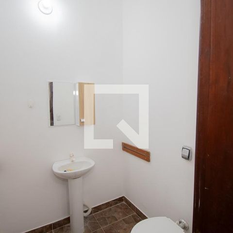 Casa à venda com 670m², 4 quartos e 6 vagasbanheiro