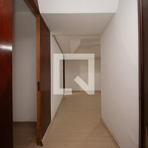 Casa à venda com 670m², 4 quartos e 6 vagassala