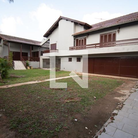 Casa à venda com 670m², 4 quartos e 6 vagaspátio interno