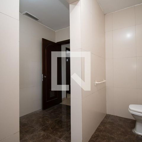 Casa à venda com 670m², 4 quartos e 6 vagasBanheiro
