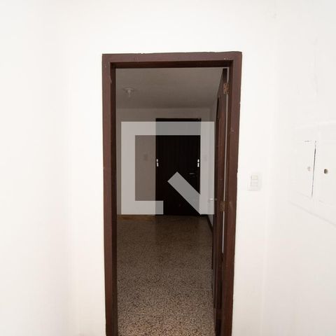 Casa à venda com 670m², 4 quartos e 6 vagascorredor