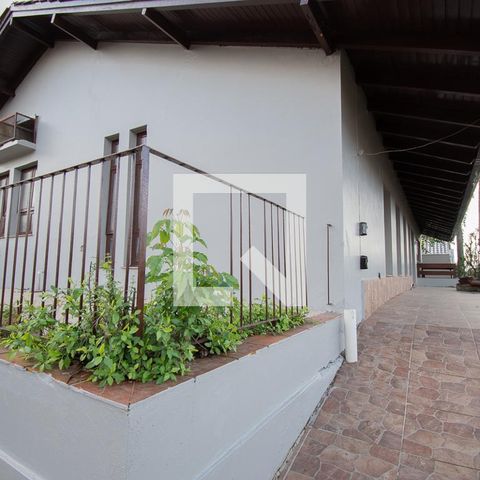 Casa à venda com 670m², 4 quartos e 6 vagasvista diagonal