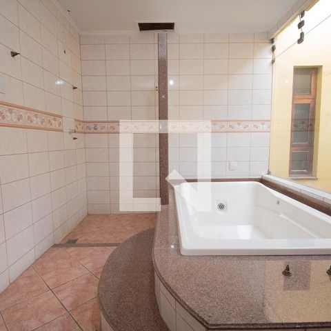Casa à venda com 670m², 4 quartos e 6 vagasquarto 4 suíte