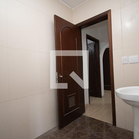 Casa à venda com 670m², 4 quartos e 6 vagasBanheiro