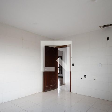 Casa à venda com 670m², 4 quartos e 6 vagascozinha