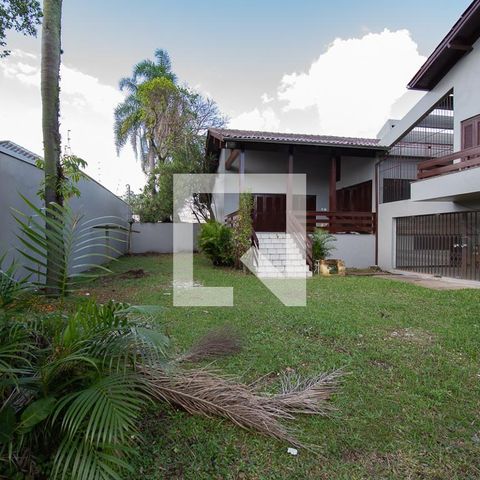 Casa à venda com 670m², 4 quartos e 6 vagaspátio interno