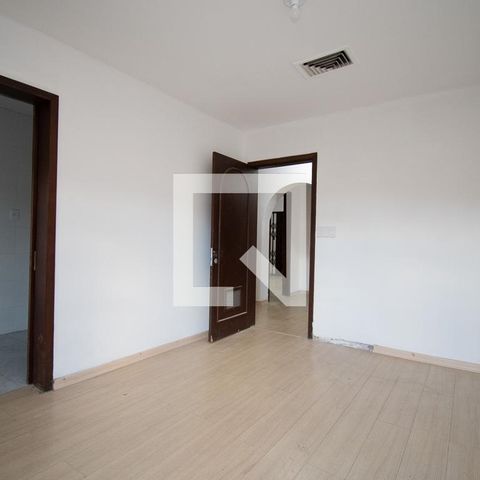 Casa à venda com 670m², 4 quartos e 6 vagasquarto 3 suíte
