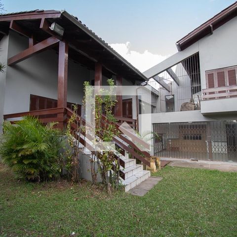 Casa à venda com 670m², 4 quartos e 6 vagaspátio interno