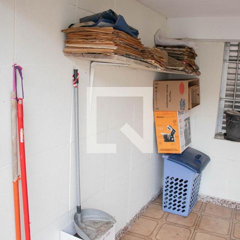 Casa à venda com 406m², 6 quartos e 3 vagas Casa à venda com 406m², 6 quartos e 3 vagasLavanderia