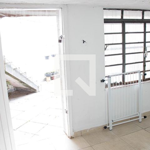 Casa à venda com 406m², 6 quartos e 3 vagas Casa à venda com 406m², 6 quartos e 3 vagasSala de Jogos