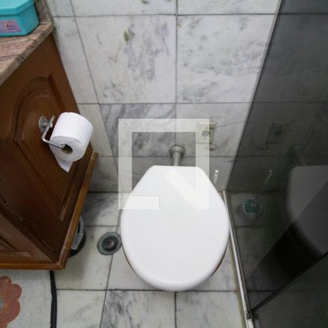 Casa à venda com 255m², 4 quartos e 2 vagasBanheiro 2