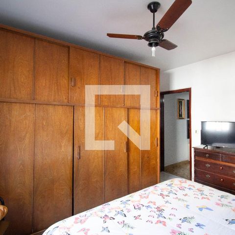 Casa à venda com 255m², 4 quartos e 2 vagasQuarto 1