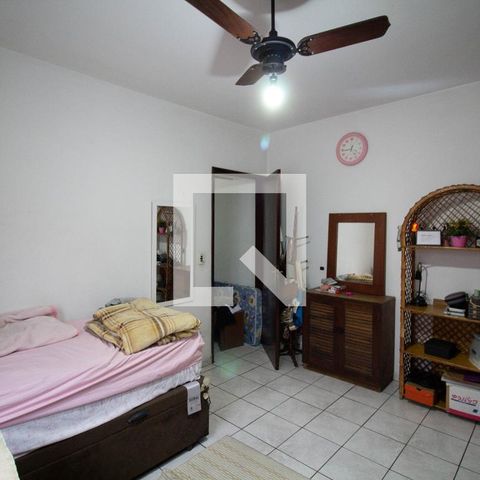 Casa à venda com 255m², 4 quartos e 2 vagasQuarto 2