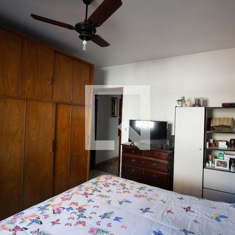 Casa à venda com 255m², 4 quartos e 2 vagasQuarto 1