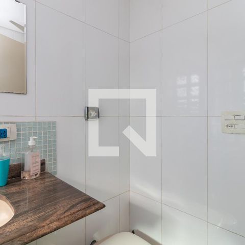 Casa à venda com 170m², 3 quartos e 2 vagasBanheiro 1