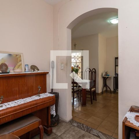 Casa à venda com 170m², 3 quartos e 2 vagasHall da Escada