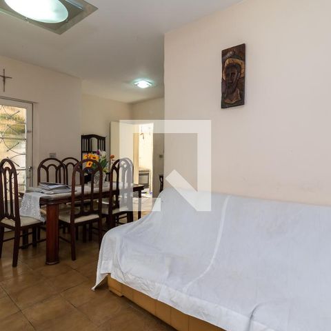 Casa à venda com 170m², 3 quartos e 2 vagasSala de Estar