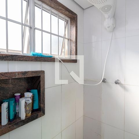 Casa à venda com 170m², 3 quartos e 2 vagasBanheiro 1