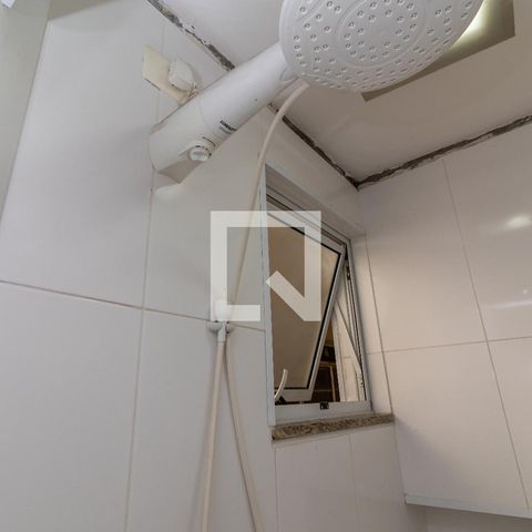 Casa à venda com 170m², 3 quartos e 2 vagasBanheiro 2